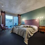 Готель Boutique Imperialart 4*