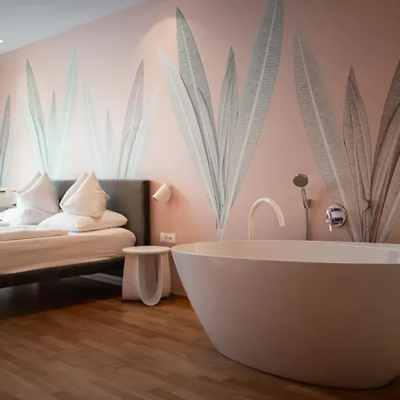 Boutique Imperialart Hotel