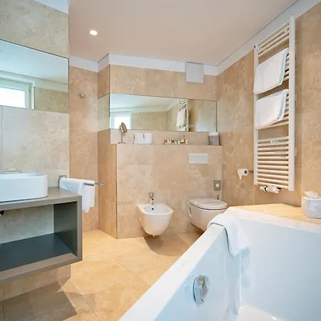 Boutique Imperialart Hotel 4*