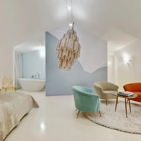 Boutique Imperialart Hotel 4*