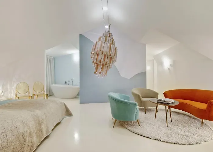 Boutique Imperialart Hotell 4*